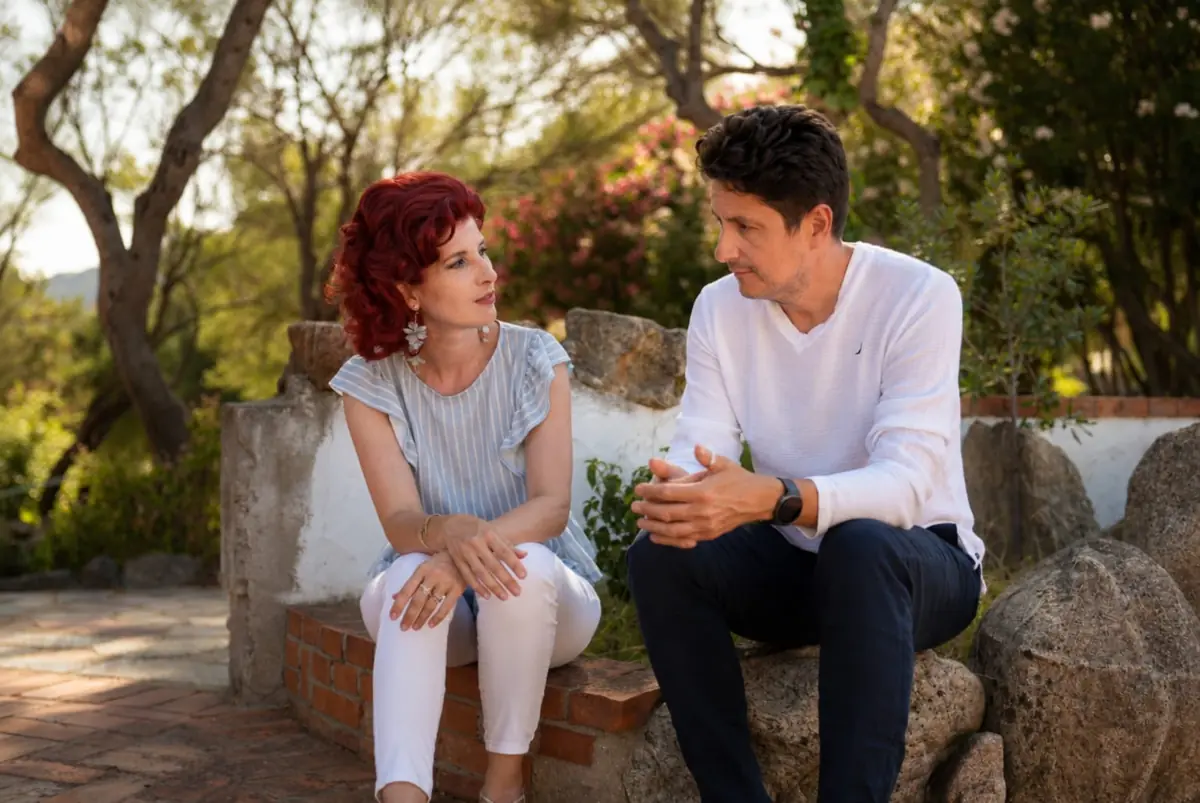 Liliana și Dan Luțu-Corâci – co-facilitatori Radiant Alchemy Liliana și Dan Luțu-Corâci, co-facilitatori ai metodei Radiant Alchemy pentru constelații sistemice și Human Design